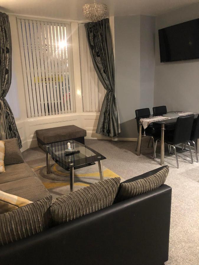 Baxter Holiday Apartments แบล็คพูล ภายนอก รูปภาพ